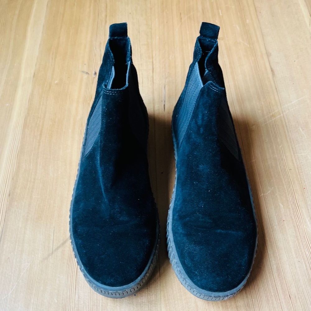 Gabor black side pull on booties